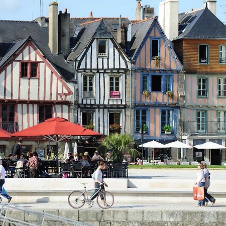 Studio Bis 32M2 Au Calme Situe Au Centre De Vannes Buitenkant foto