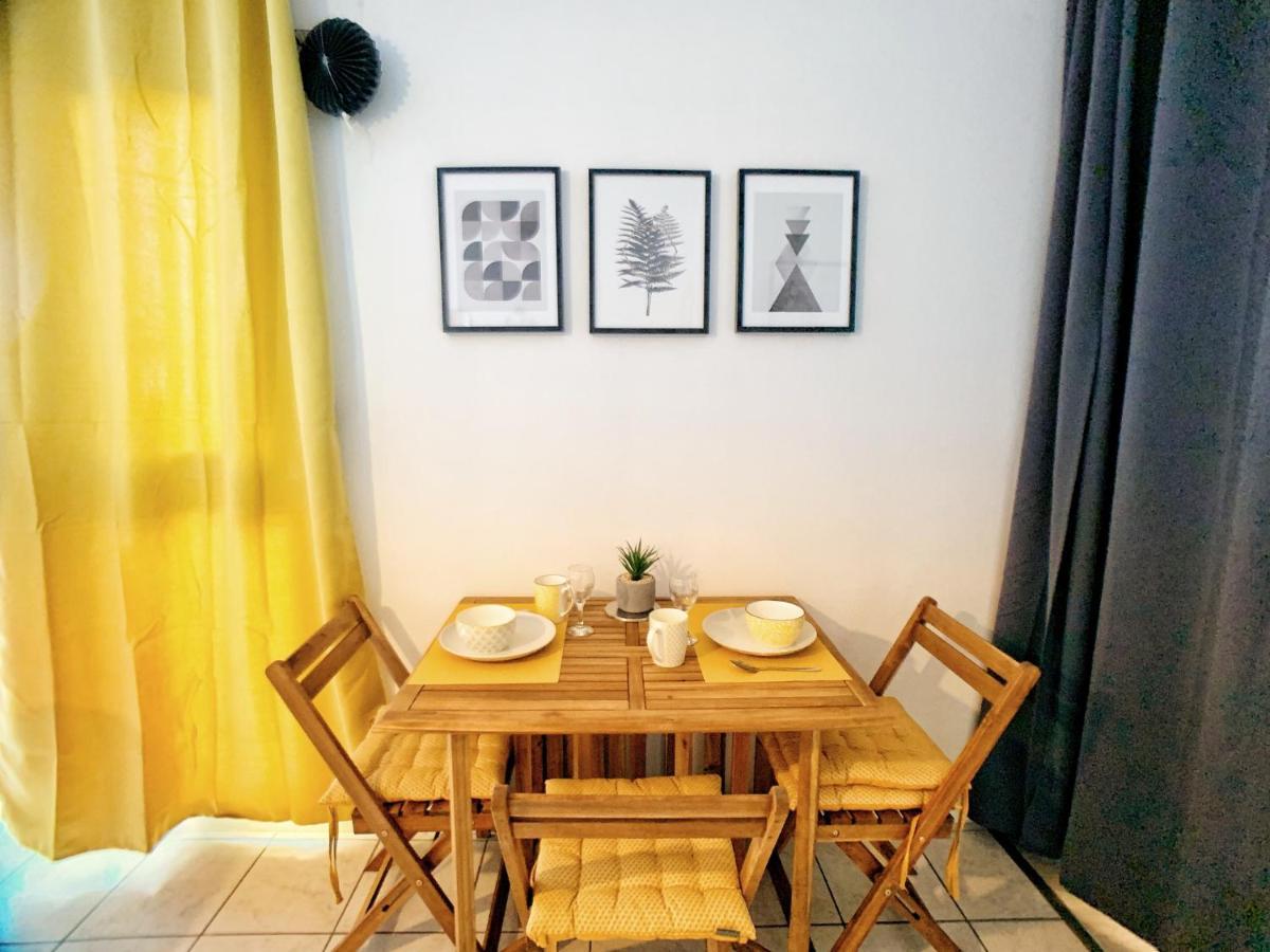 Studio Bis 32M2 Au Calme Situe Au Centre De Vannes Buitenkant foto